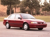 2000 Chevrolet Prizm Lifestyle: 2