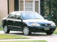 2000 Hyundai Elantra GLS Sedan 4D