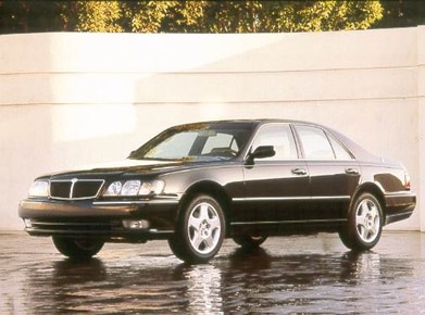Q45 Sedan 4D image