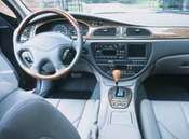 2000 Jaguar S-Type Lifestyle: 2