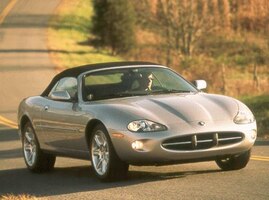2000 Jaguar XK