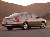 2000 Nissan Altima Lifestyle: 2