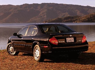 Maxima GXE Sedan 4D image