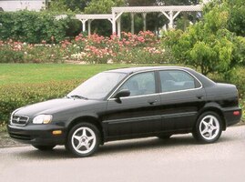 2000 Suzuki Esteem