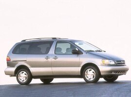 2000 Toyota Sienna