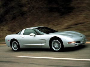 2001 Chevrolet Corvette Coupe 2D