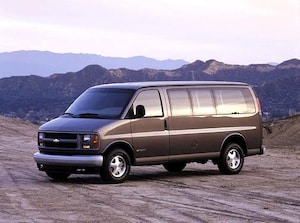 2001 Chevrolet Express 3500 Passenger Van