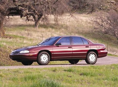 Lumina Sedan 4D image