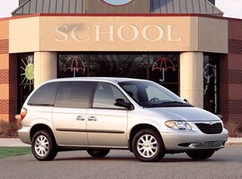 2001 Chrysler Voyager