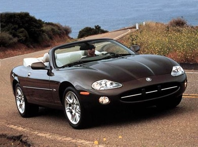 Jaguar XK XK8 Convertible 2D