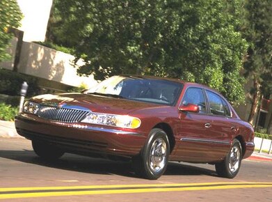 Continental Sedan 4D image