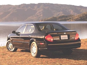2001 Nissan Maxima GLE Sedan 4D