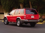 2001 Nissan Pathfinder Lifestyle: 2