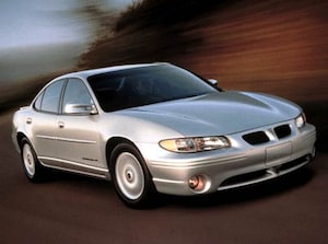 2001 Pontiac Grand Prix GT Sedan 4D