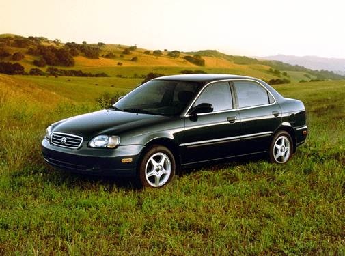 2001 Suzuki Esteem Exterior: 0
