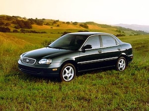 2001 Suzuki Esteem GL Sedan 4D