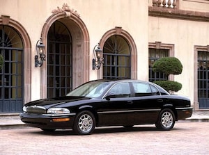 2002 Buick Park Avenue Ultra Sedan 4D