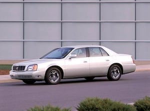 2002 Cadillac DeVille DHS Sedan 4D