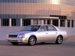 2002 Cadillac DeVille DTS Sedan 4D