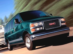 2002 GMC Savana 3500 Passenger Van