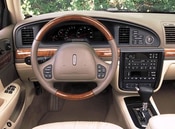 2002 Lincoln Continental Lifestyle: 2