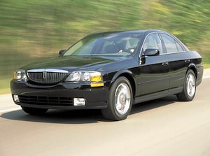 2002 Lincoln LS V8 Sedan 4D