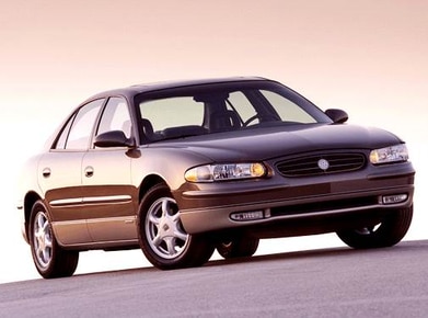 Regal GS Sedan 4D image