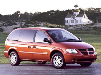 Caravan Passenger SE Minivan 4D image