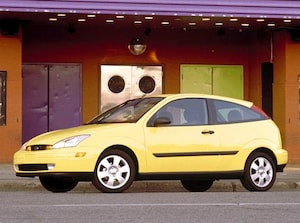 2003 Ford Focus ZX3 Hatchback 2D