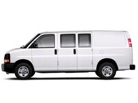 2003 GMC Savana 3500 Passenger SLE Extended Van 3D