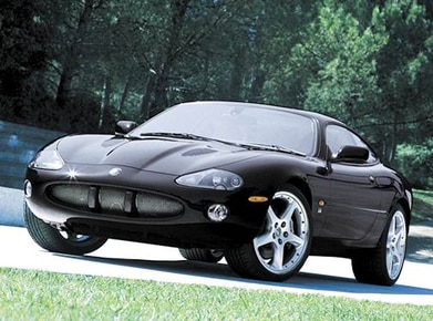 XKR Coupe 2D image