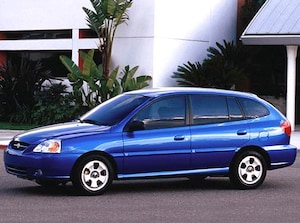 2003 Kia Rio Cinco Wagon 4D