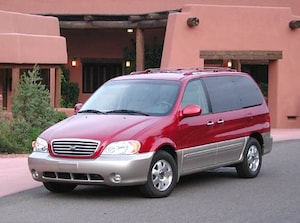 2003 Kia Sedona LX Minivan 4D