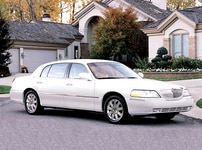 2003 Lincoln Town Car Cartier L Sedan 4D