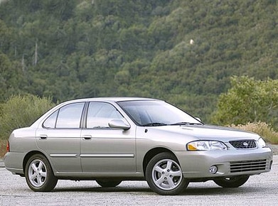 Sentra GXE Sedan 4D image