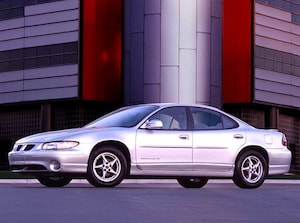 2003 Pontiac Grand Prix GT Sedan 4D