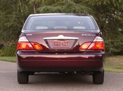 2003 Toyota Avalon Lifestyle: 2