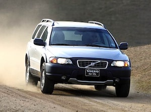 2003 Volvo XC70 2.5T Wagon 4D