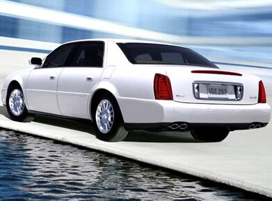 DeVille DHS Sedan 4D image