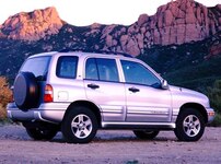 2004 Chevrolet Tracker LT Sport Utility 4D