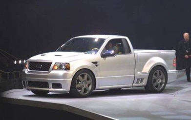 F150 (Heritage) Regular Cab SVT Lightning Pickup 2D 6 1/2 ft image