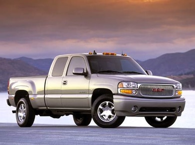 2004 GMC Sierra 1500 Extended Cab Specs & Feature Comparisons | Kelley ...