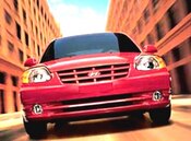 2004 Hyundai Accent Lifestyle: 1
