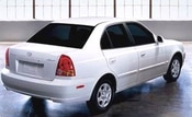 2004 Hyundai Accent Lifestyle: 2