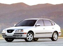 2004 Hyundai Elantra GT Hatchback 4D