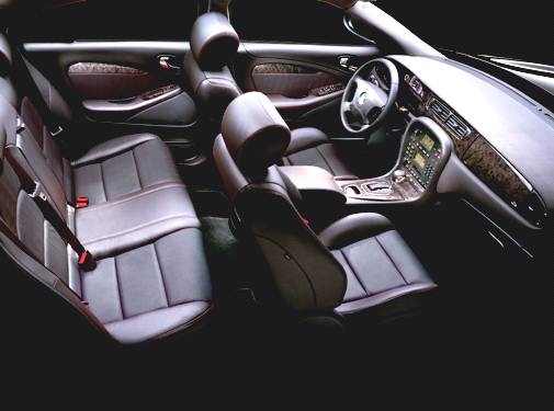 2004 Jaguar S-Type Lifestyle: 2