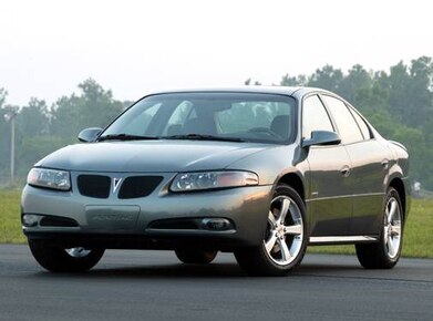 Bonneville GXP Sedan 4D image