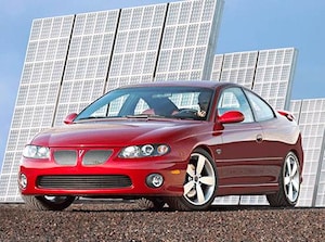 2004 Pontiac GTO Coupe 2D