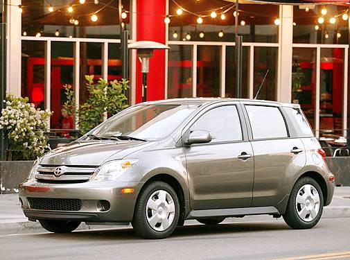 2004 Scion xA Exterior: 0