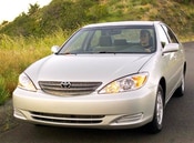 2004 Toyota Camry Lifestyle: 2